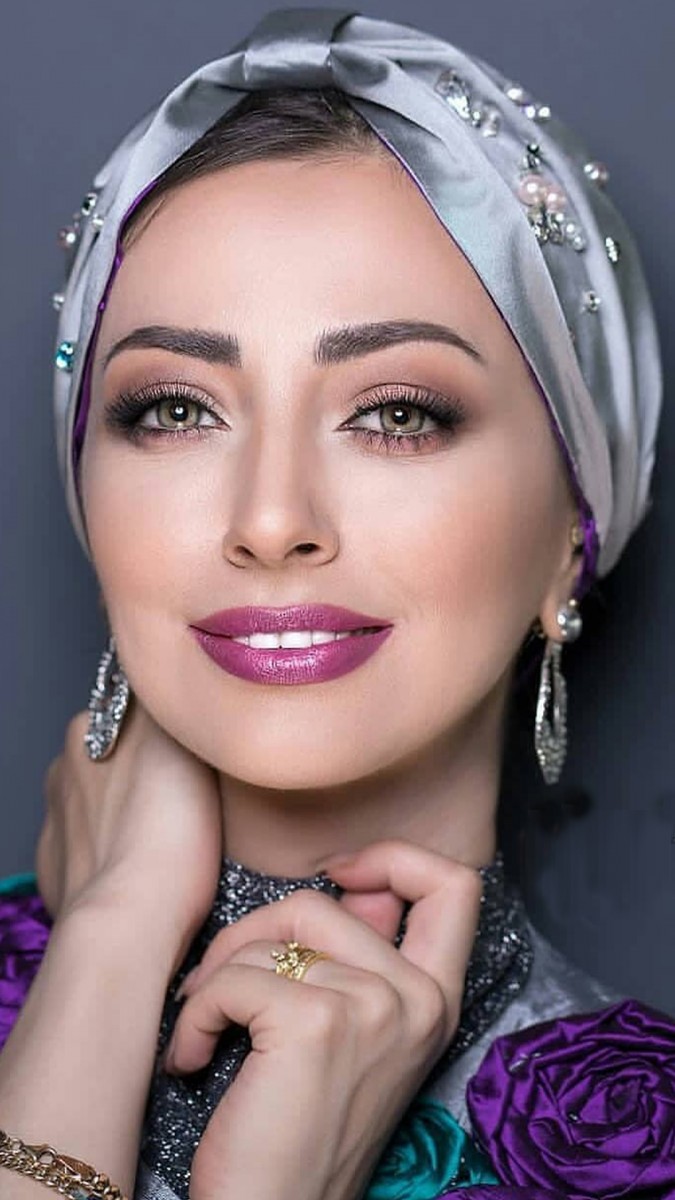 نفیسه روشن-بازیگر ایرانی